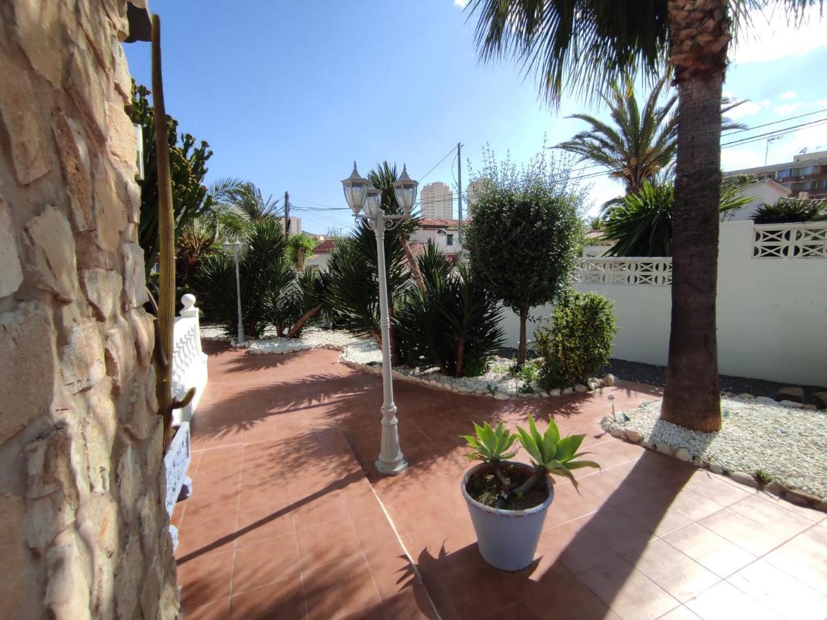 Con Piscina A Un Paso De La Playa Holiday home