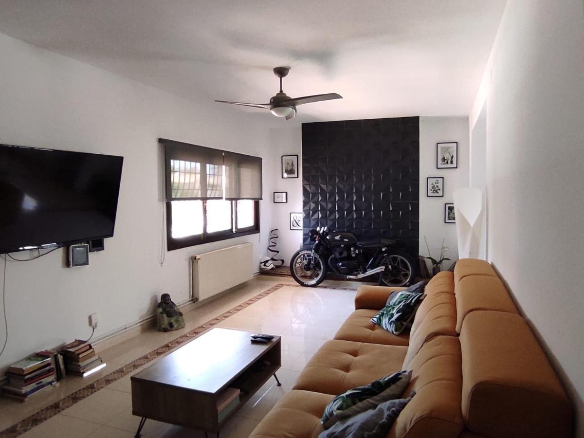 Con Piscina A Un Paso De La Playa Holiday home Benidorm