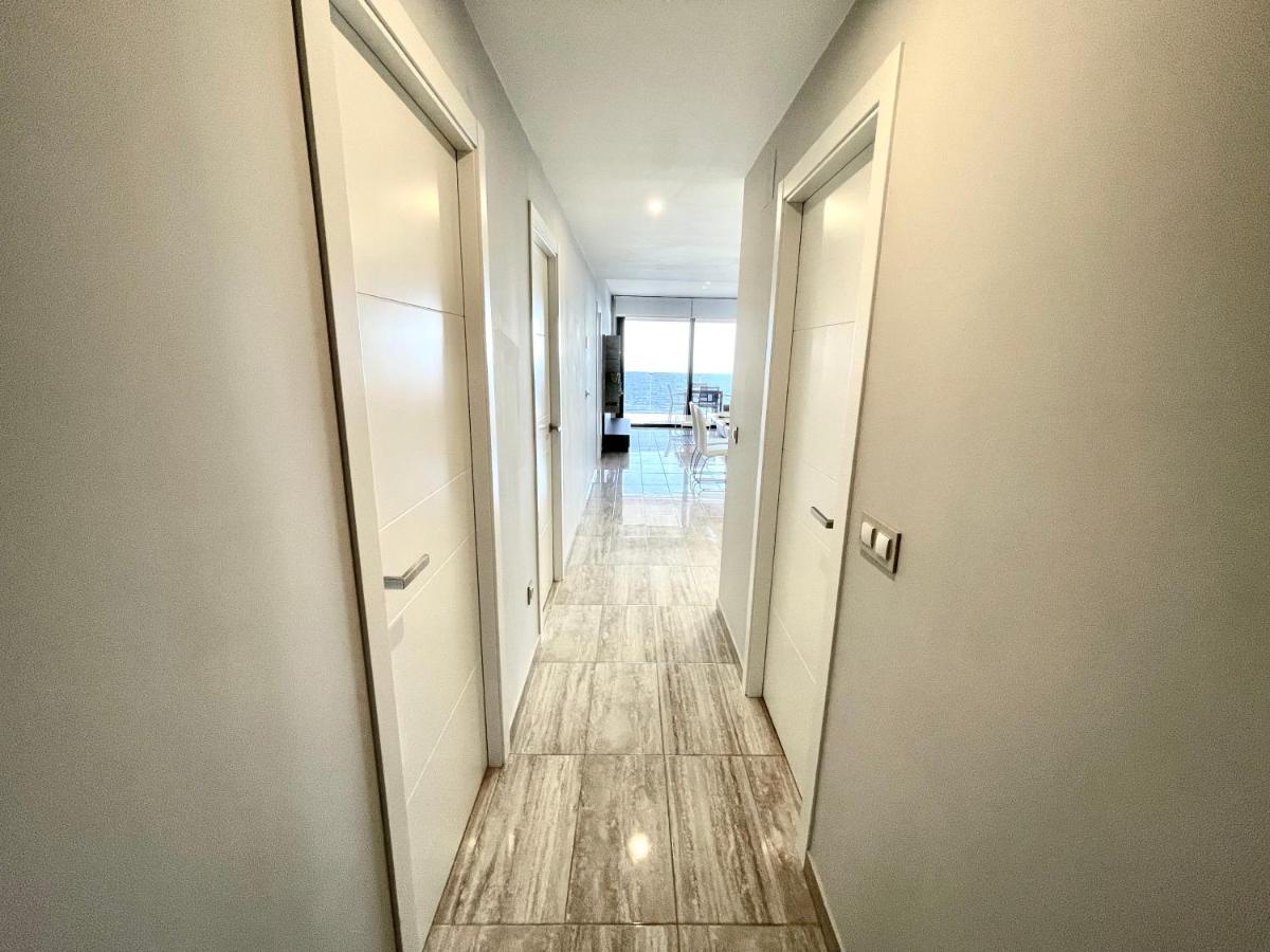 Apartment Exclusive On The First Line Of Sol Y Mar