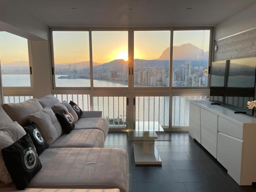 Agua View Luxe Apartment *