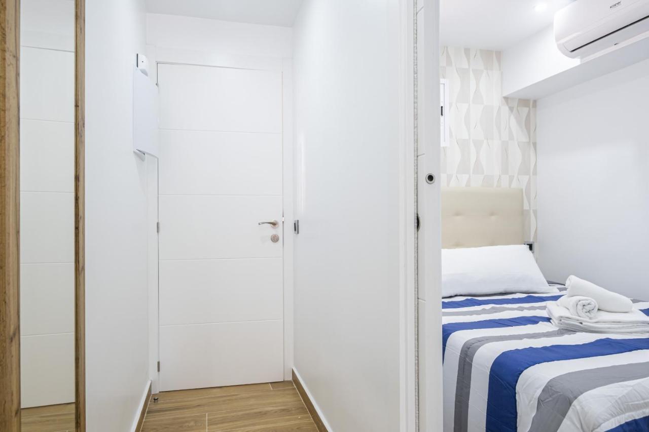Albatros Deluxe 15-5 Levante Apartment *