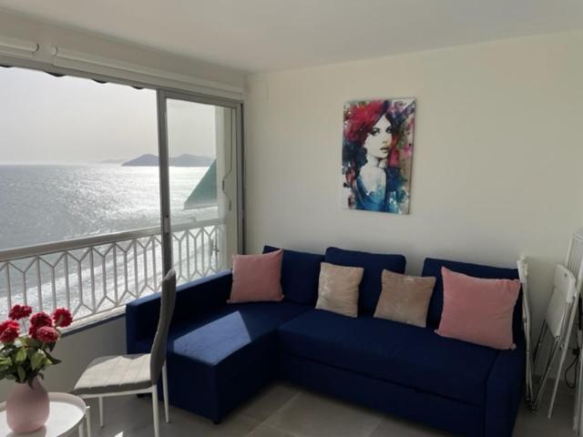 Precioso A Estrenar En Primera Línea De Playa * Benidorm