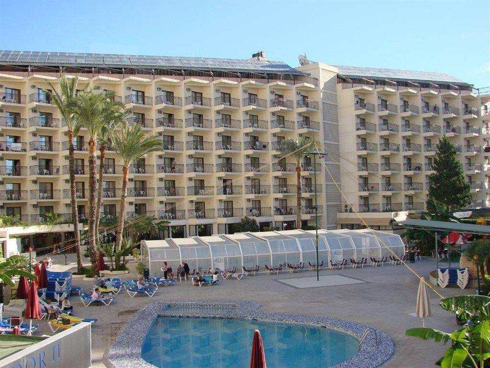 Ambassador Playa I Hotel 4*