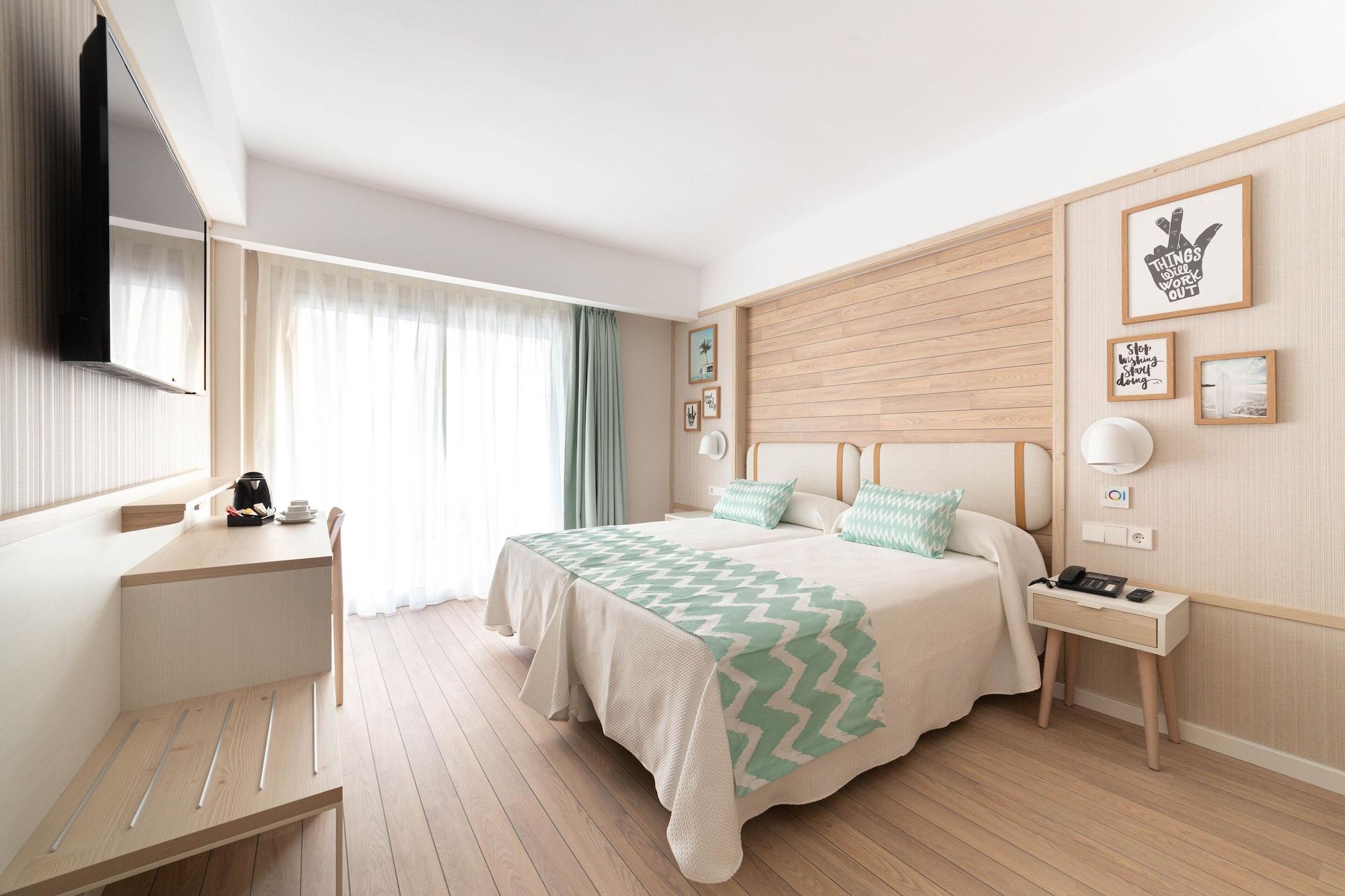 Ambassador Playa Ii 4*