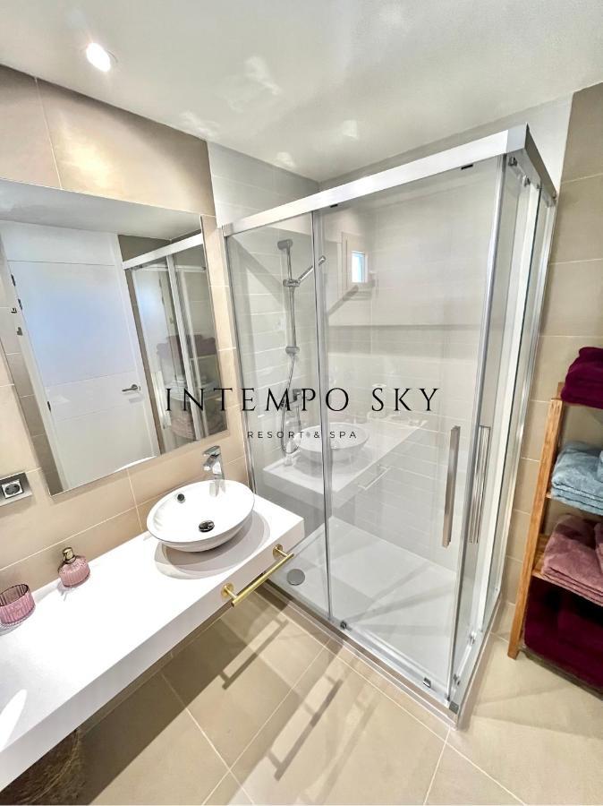 Appartement Intempo Sky & *