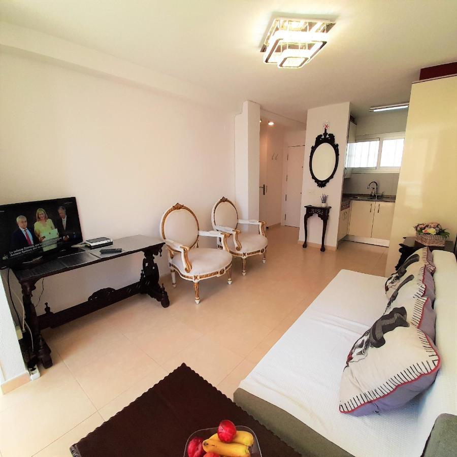 Glamour Alhambra Rincon De Loix Benidorm-sea View-free Parking, Wi-fi, Pool, New Air Conditioning Appartement *