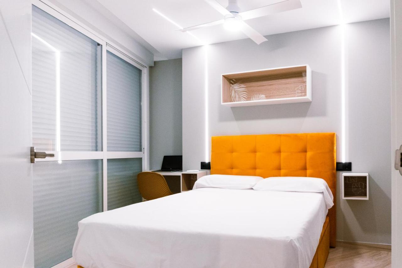 Apartamento High Comfort. Primera Linea Playa Levante Apartment Benidorm
