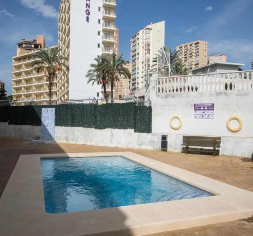 Apartamento Queen Apartment. Cozy & Close To The Beach Apartment. Pool/parking.