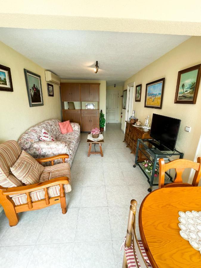 Apartamento Torre Condor Ref 042 *