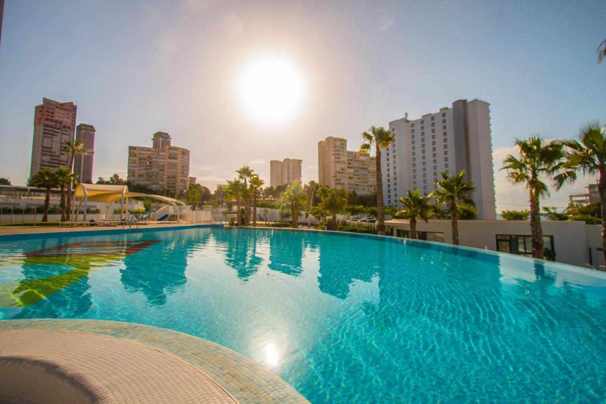Waves - Relax In Costa Blanca * Benidorm
