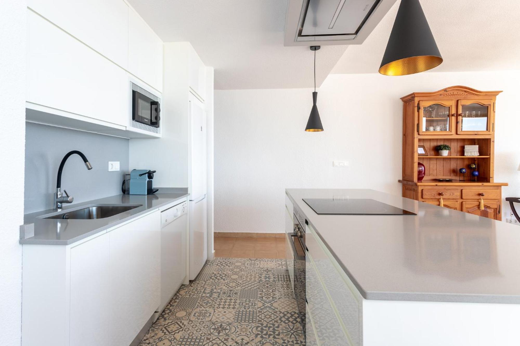 Apartment Beachfront In Poniente