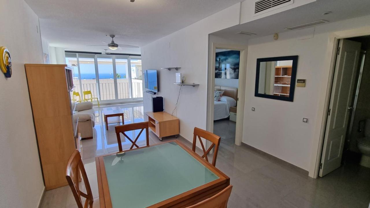 Terraza Con Piscina Privada Y Vistas Al Mar