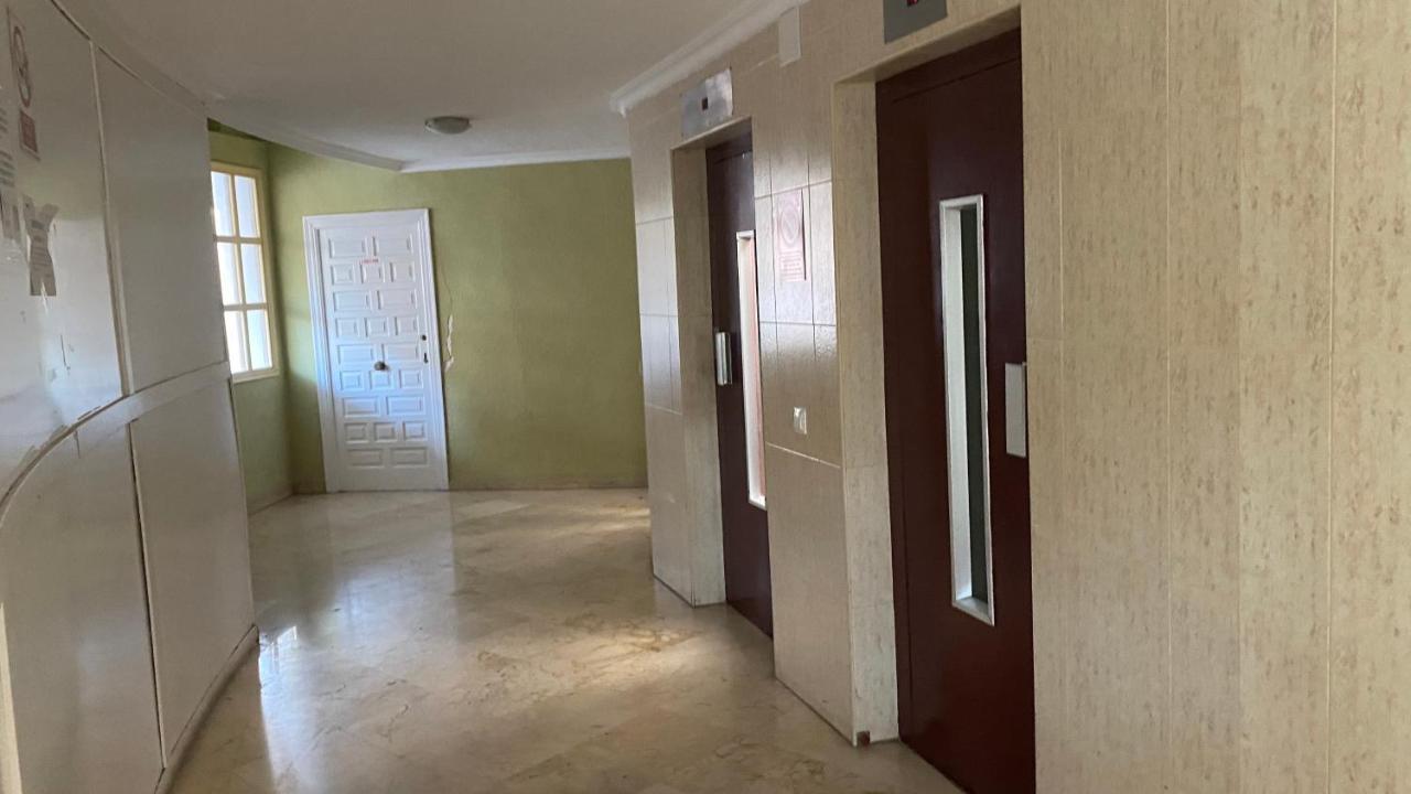 Solymar Levante Completo Con Piscina Y Parking Comunitario Benidorm