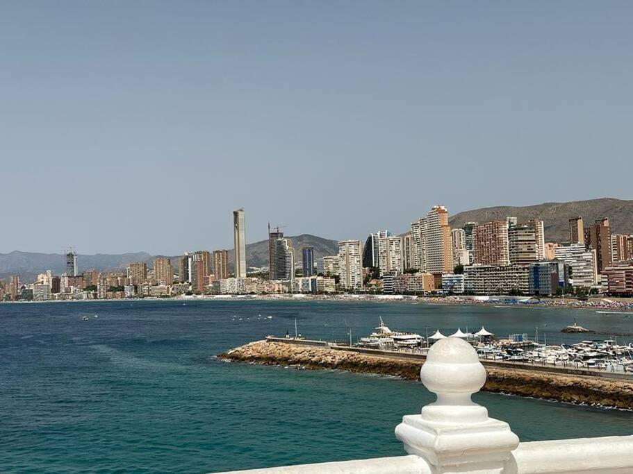 Apartamento Centrico Y En Primera Linea De Playa * Benidorm