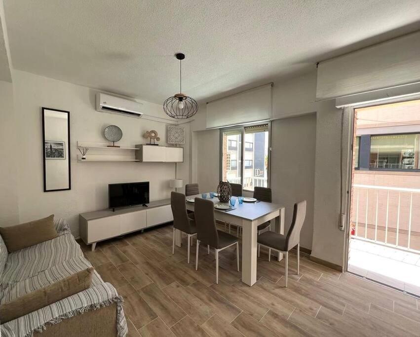Appartement Apartamento Centrico Y En Primera Linea De Playa