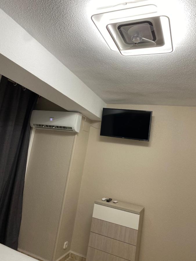 Solymar Levante Completo Con Piscina Y Parking Comunitario Benidorm
