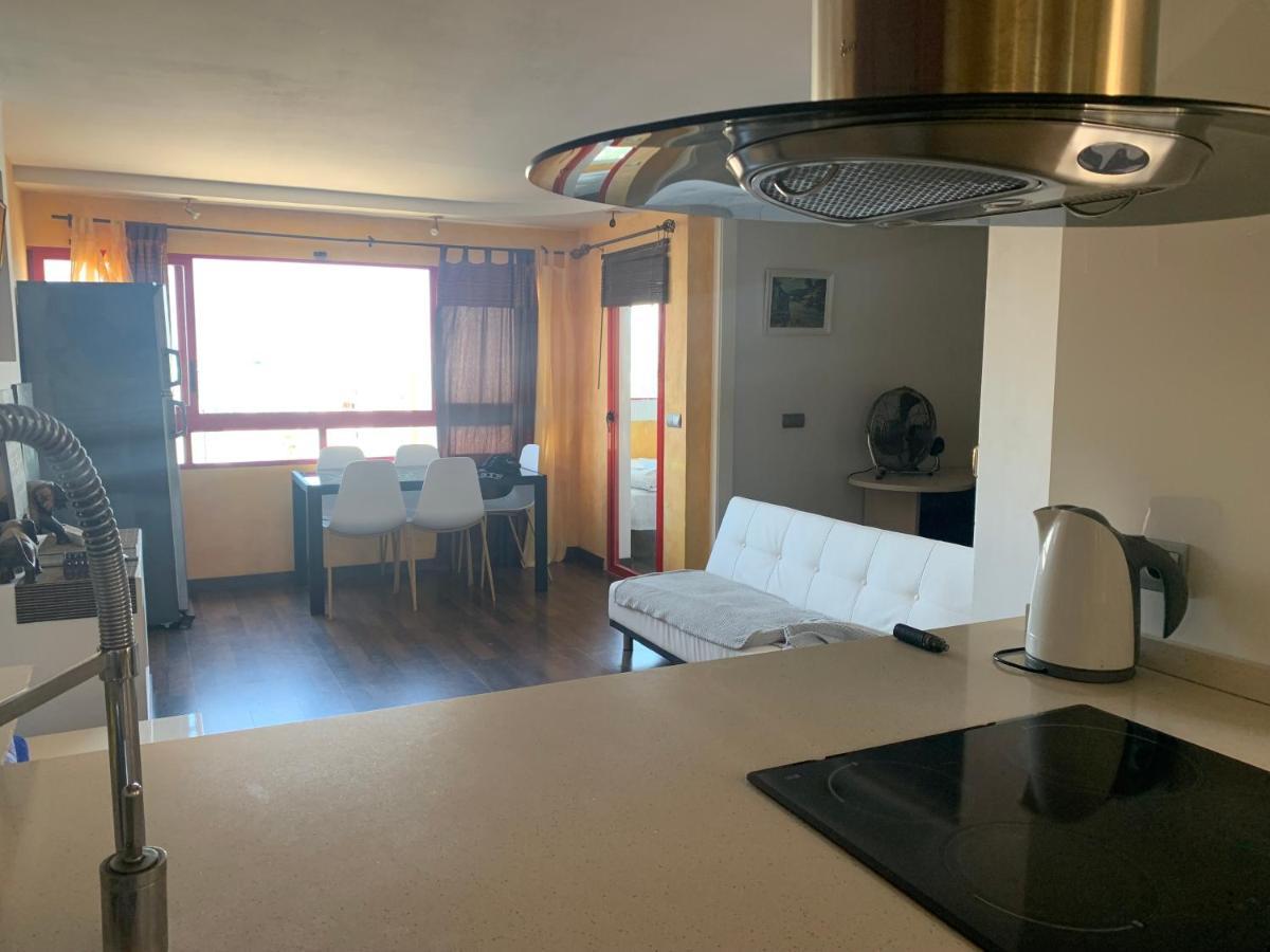 Appartement з чудовим видом,600 м леванте венідорм *