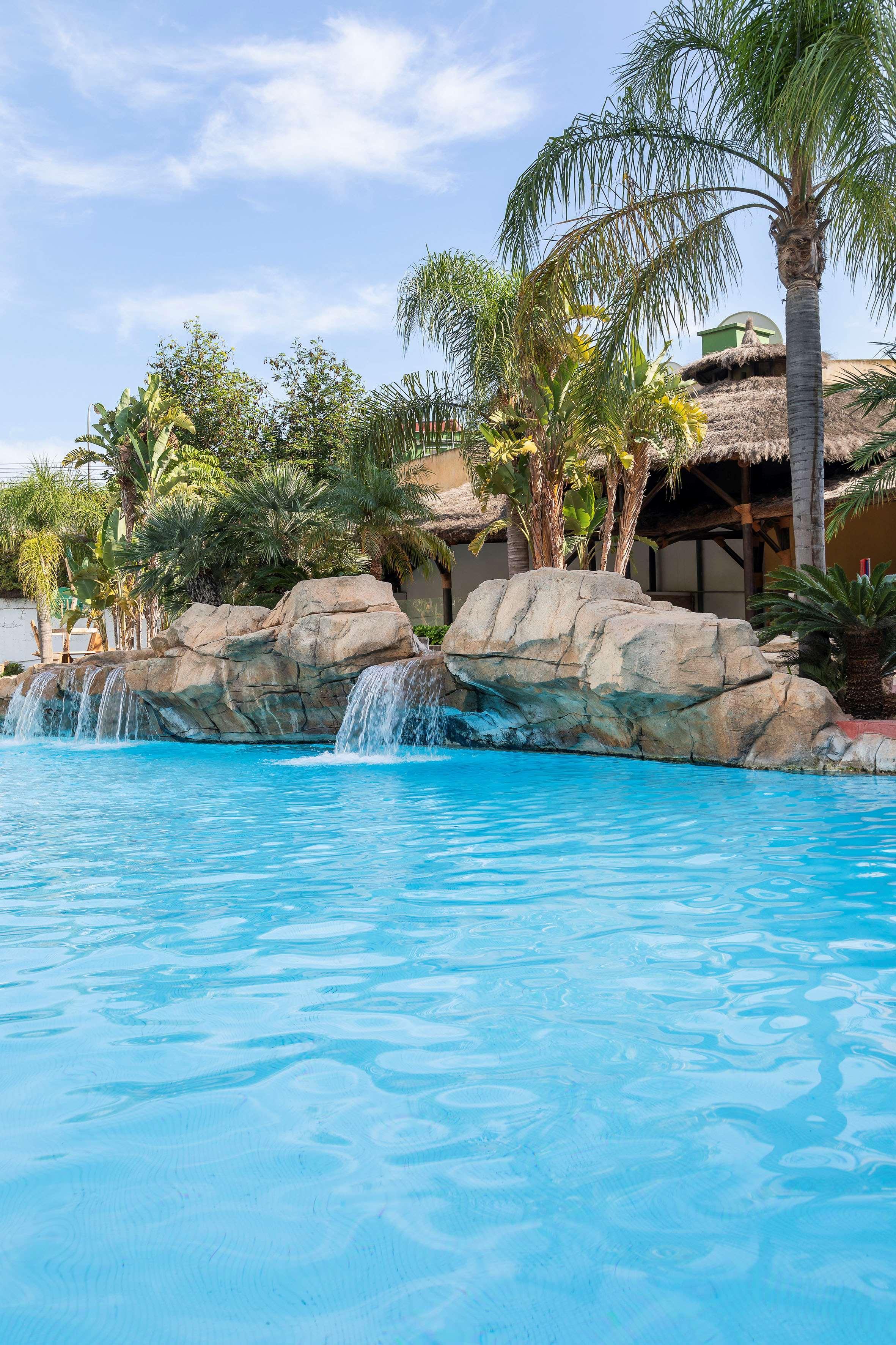 Melia Hotel 4*