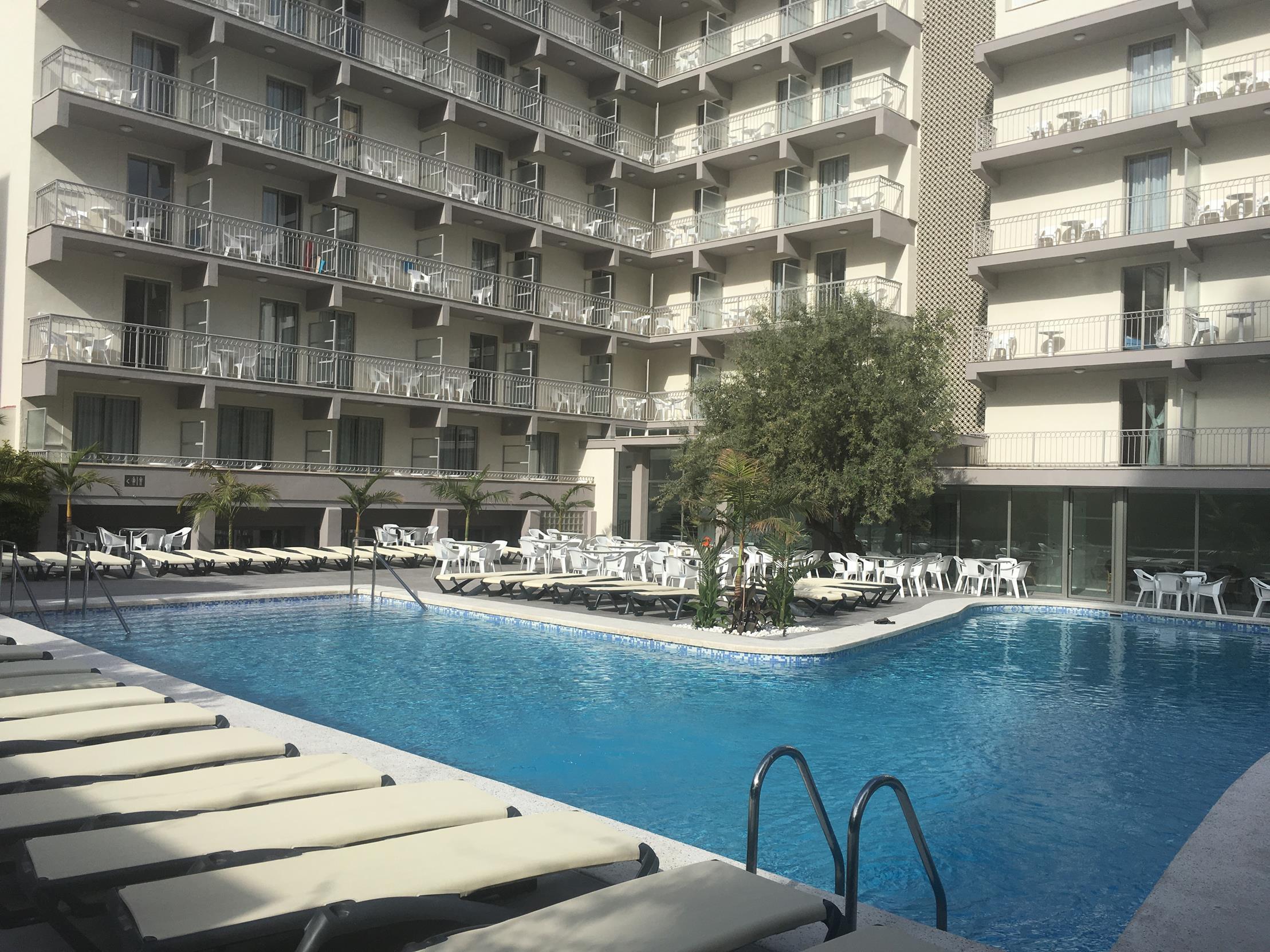 Alamos Hotel