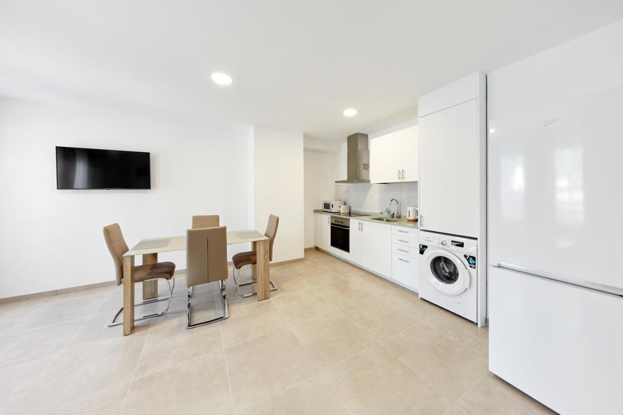 Sonrisa Deluxe Apartments, Levante * Benidorm