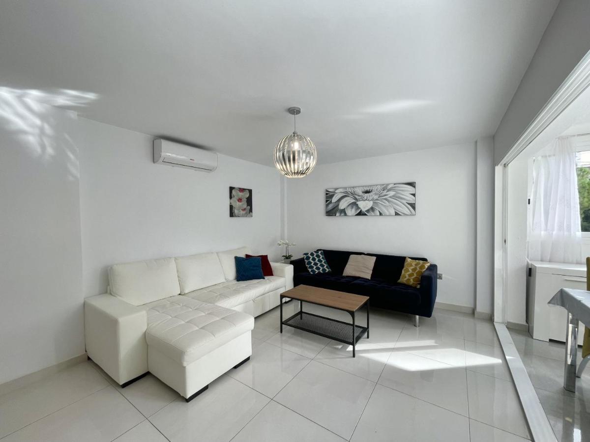 Torre Colon Apartment *