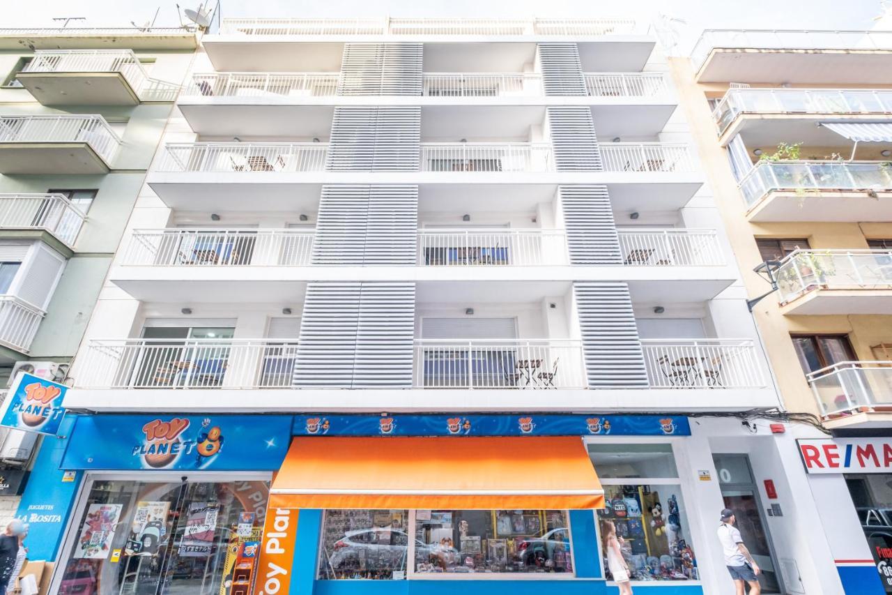 Aparthotel La Rosita Old Town