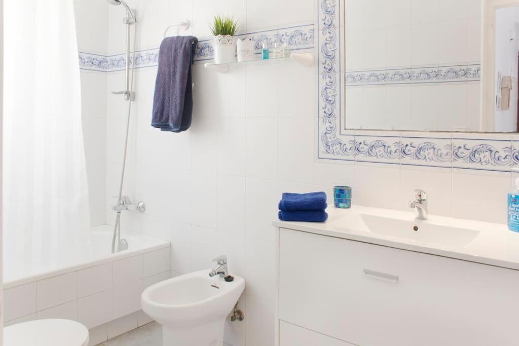 Apartamento Seafront Unique Location B6