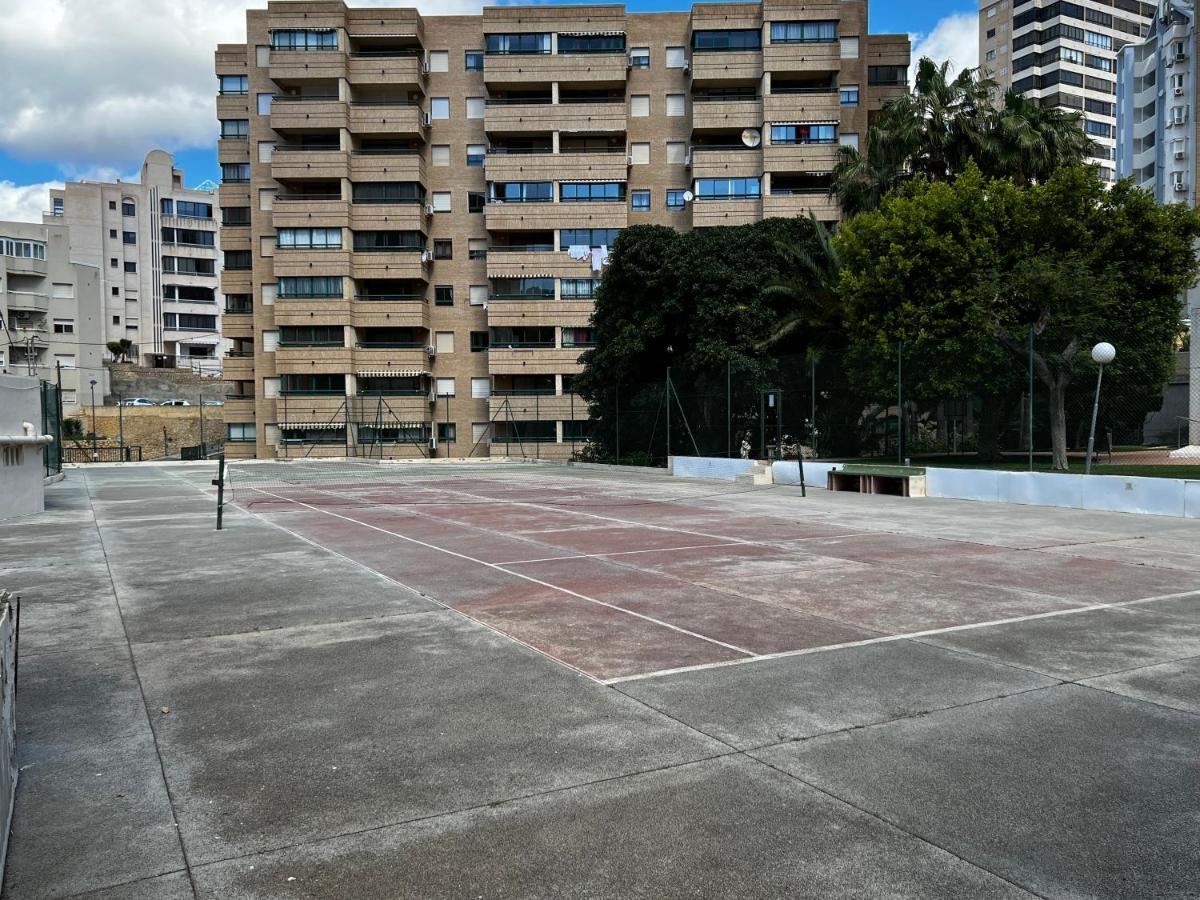 Stylish Getaway - Renovated 1br With Pool & Tennis Apartamento Benidorm