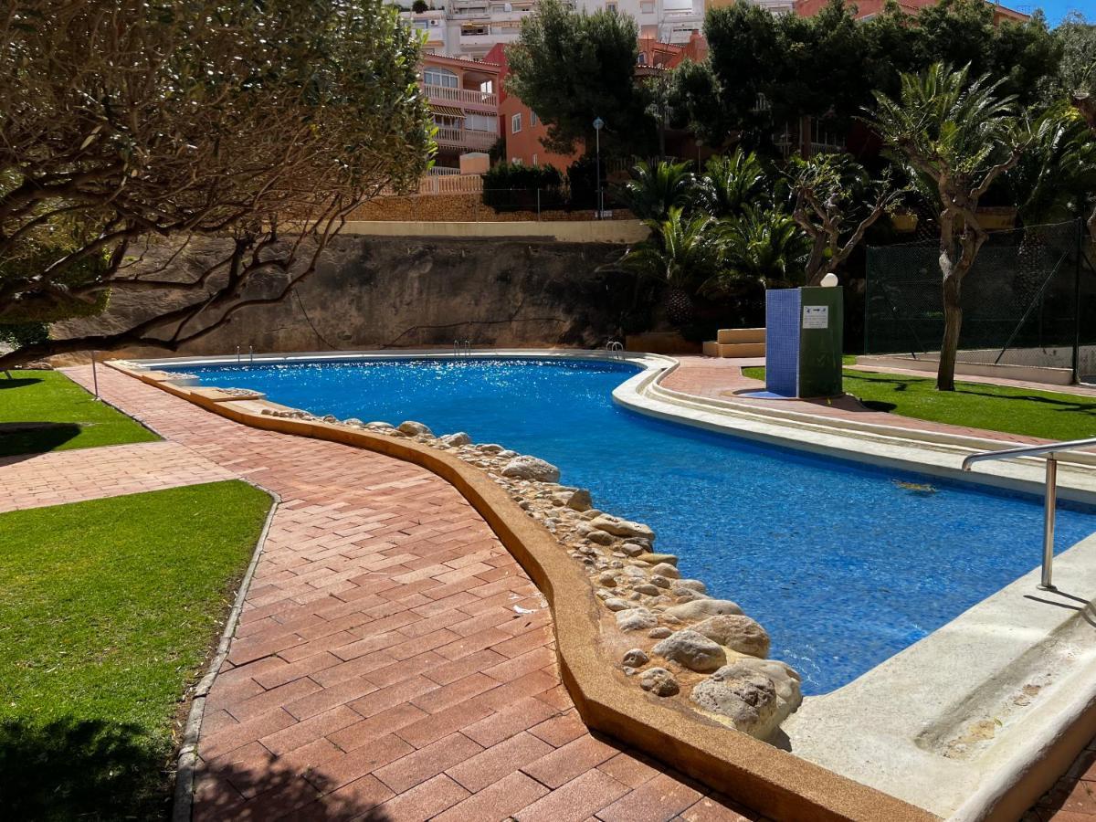 Apartamento Stylish Getaway - Renovated 1br With Pool & Tennis Benidorm