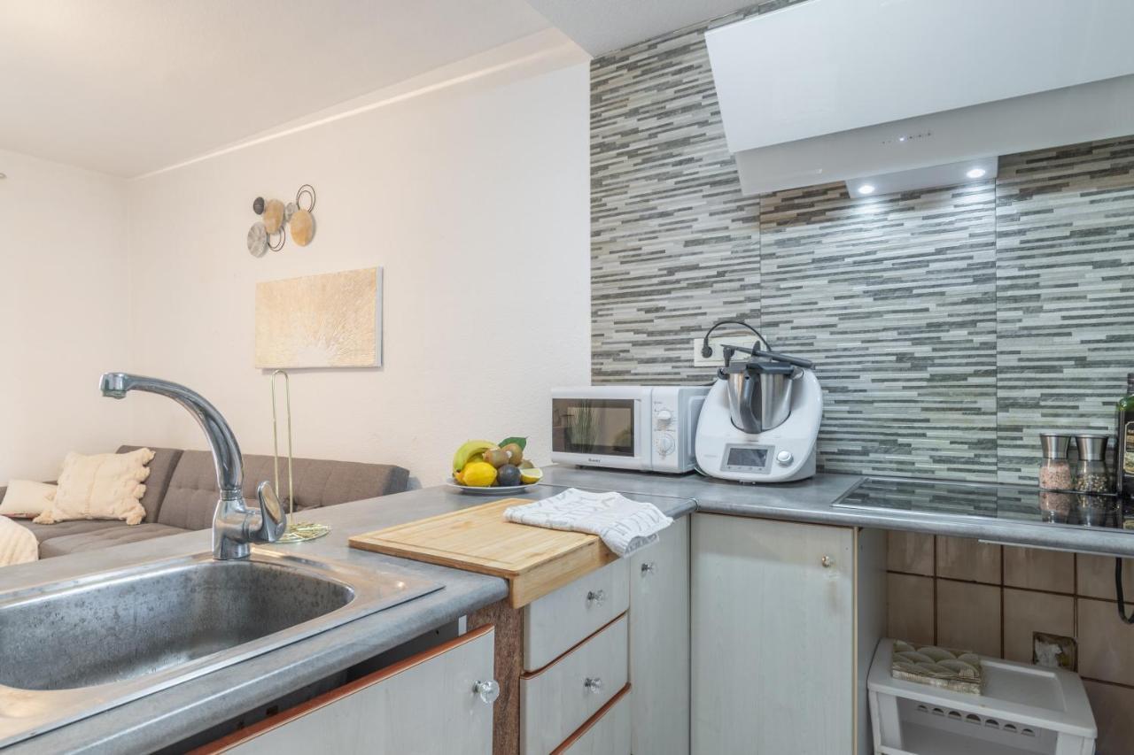 Apartment Mariscal *