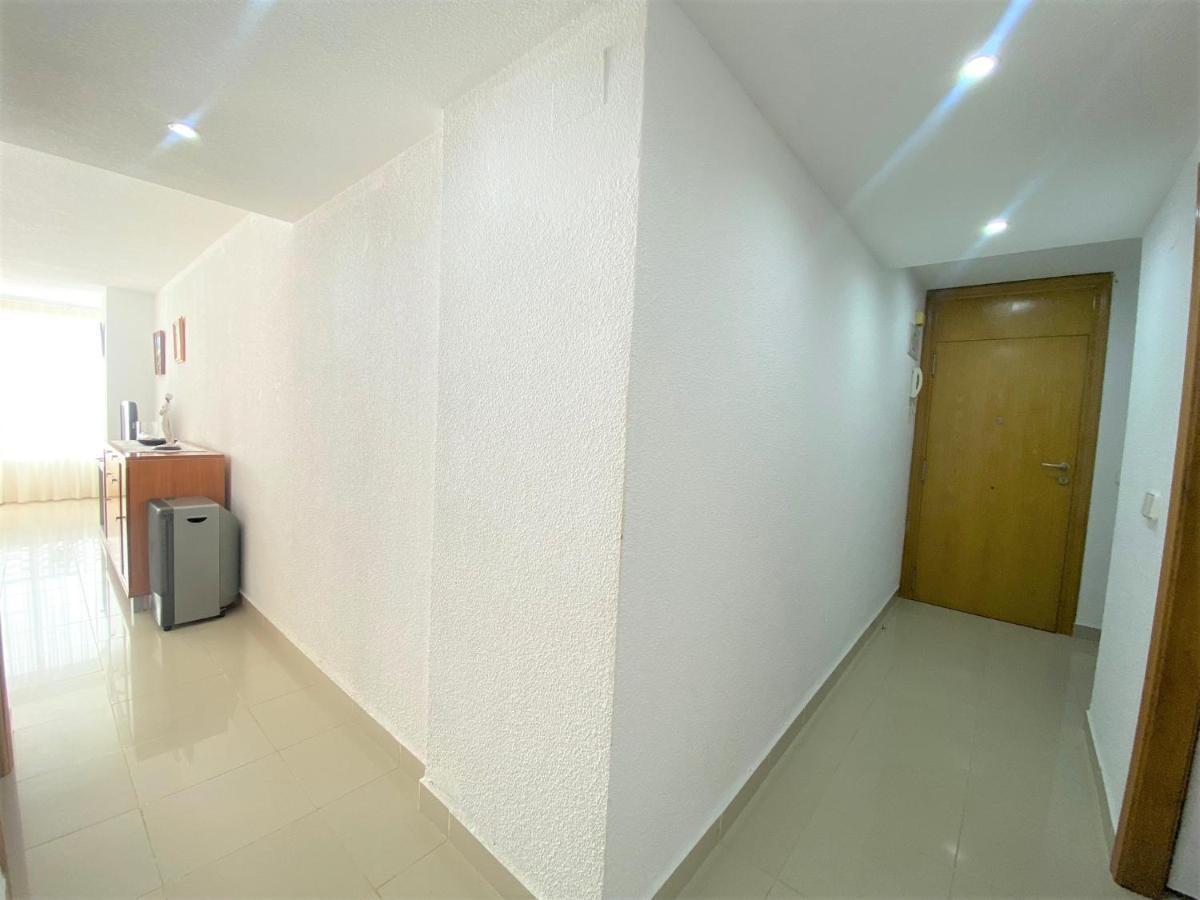 Apartment Coblanca 8-7º 3 *