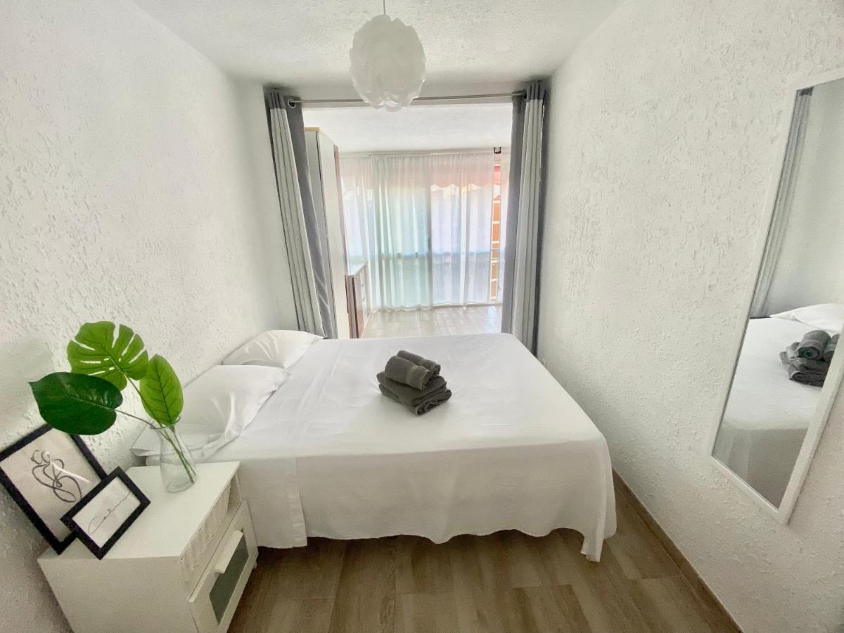Apartamento Con Piscina Y Garaje, Playa A 10 Min Benidorm