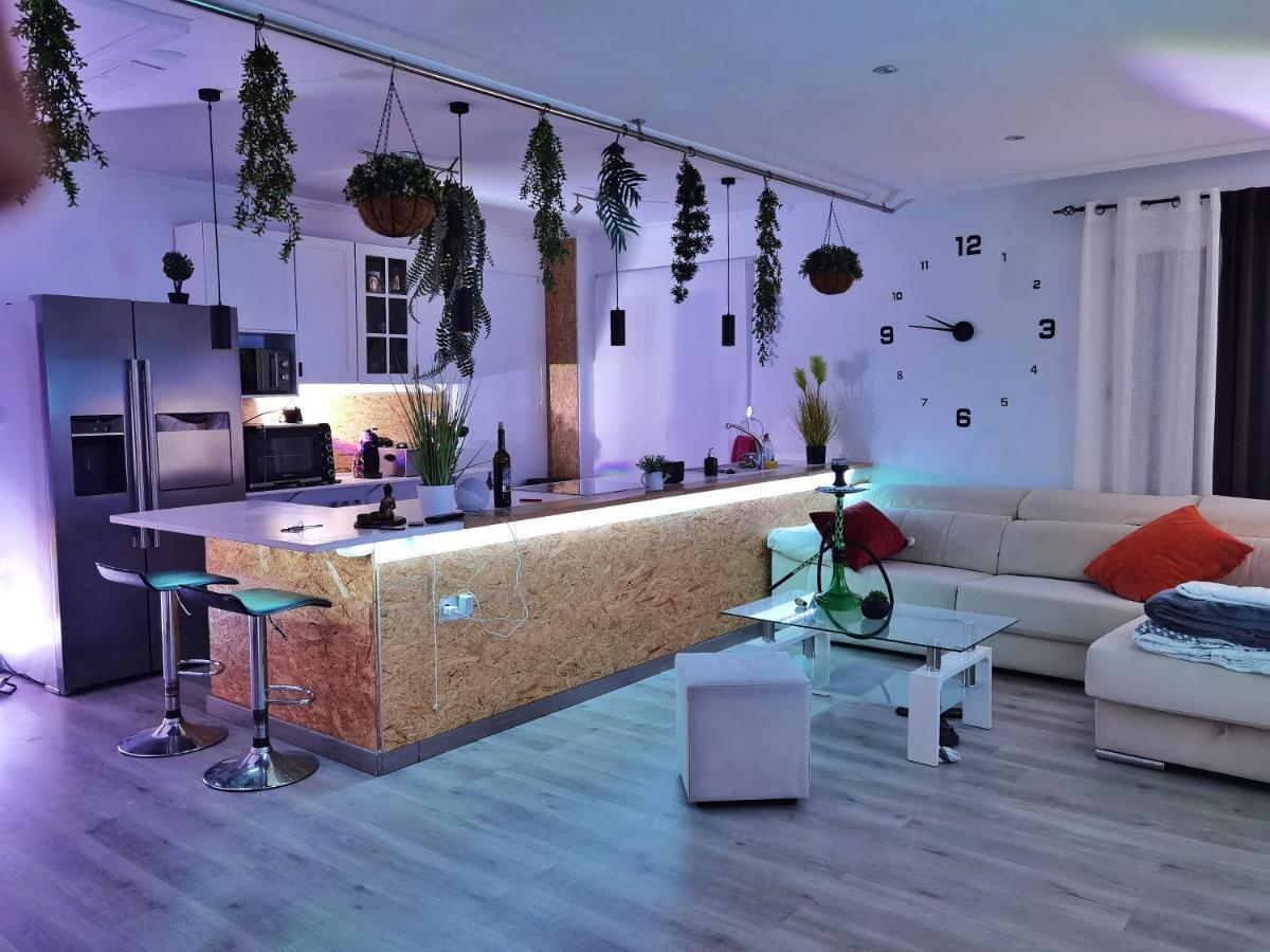 Villa Stag Hendo25pax Only 10min To The Party Area Despedidas 25pax 10 Min De La Zona De Fiesta Consultar Precio *