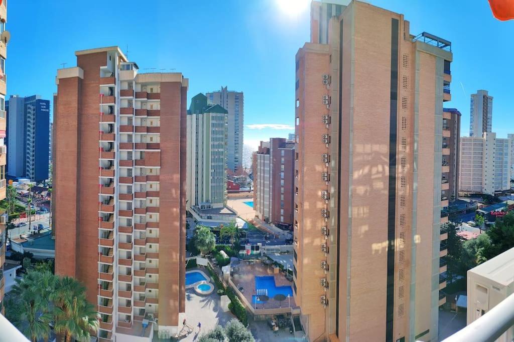 Karola Con Vistas Piscina Y Parking En *