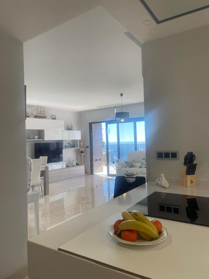 Sunset Waves Julieta Vistas Al Mar Premium 200 Mt2 Con Jacuzzi En Terraza Apartamento
