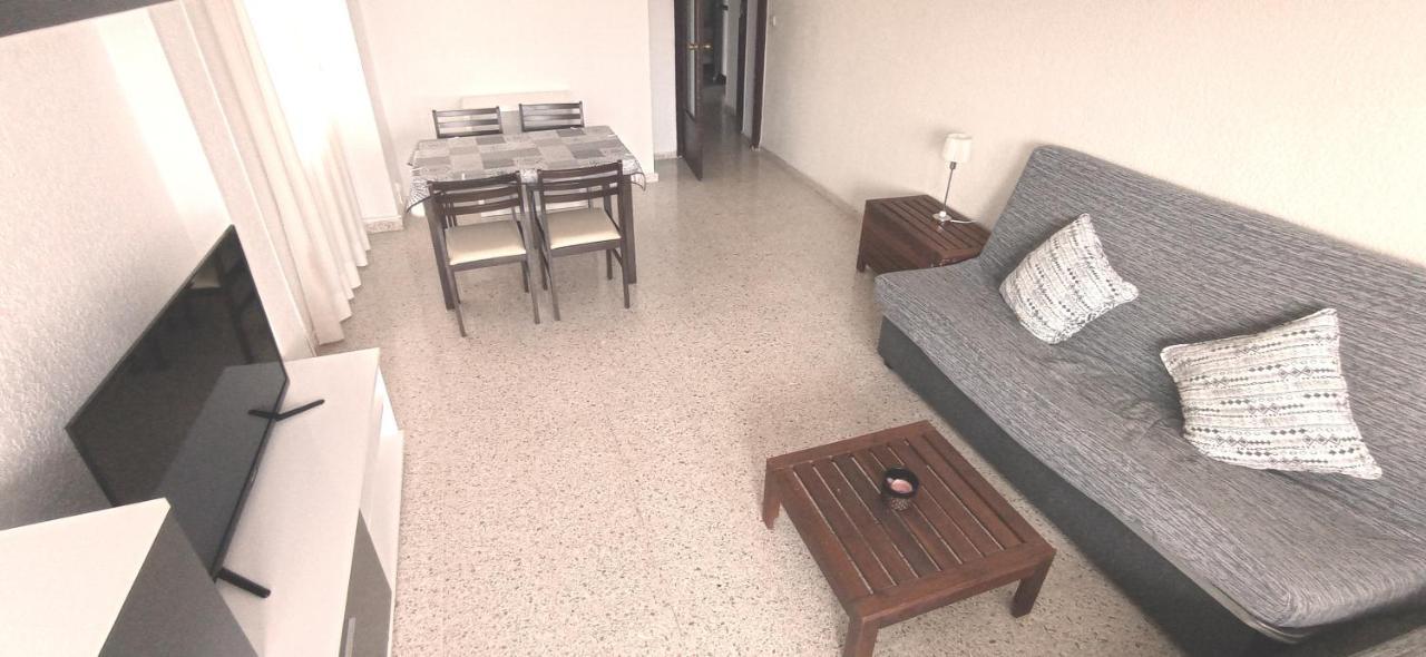 Rincon De Loix, Soleado, Zona Jardines Y Piscina, Y Zona Exterior Aparcar Y A La Playa A 300,00 Mts. Appartement Benidorm