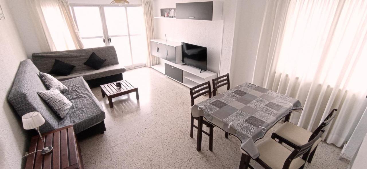 Rincon De Loix, Soleado, Zona Jardines Y Piscina, Y Zona Exterior Aparcar Y A La Playa A 300,00 Mts. Appartement *