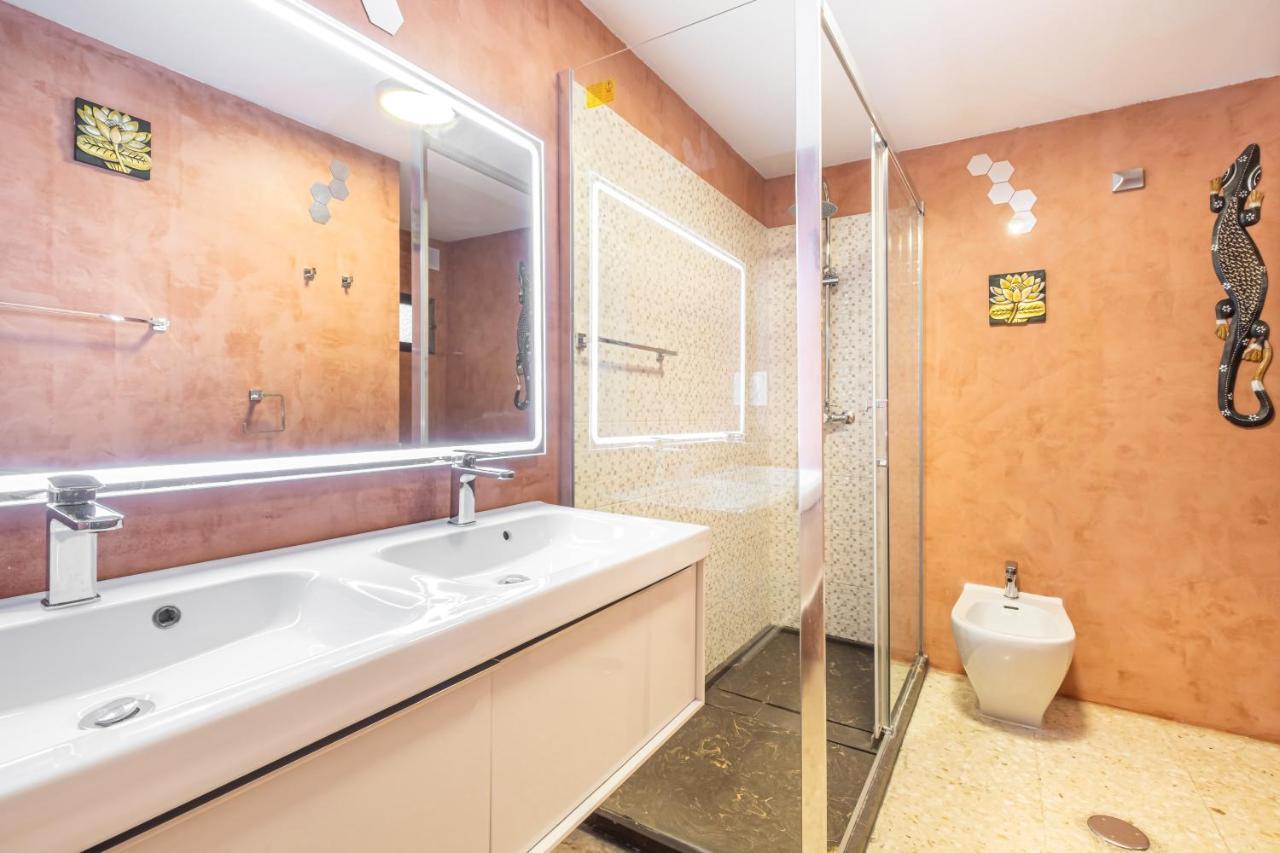 Apartment Lux Center 5-d *