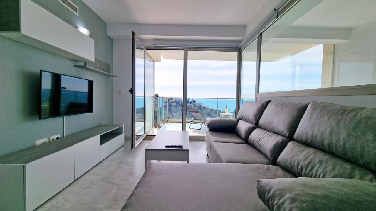 Terraza Privada Y Soleada Con Vistas Al Mar - Planta 26 *