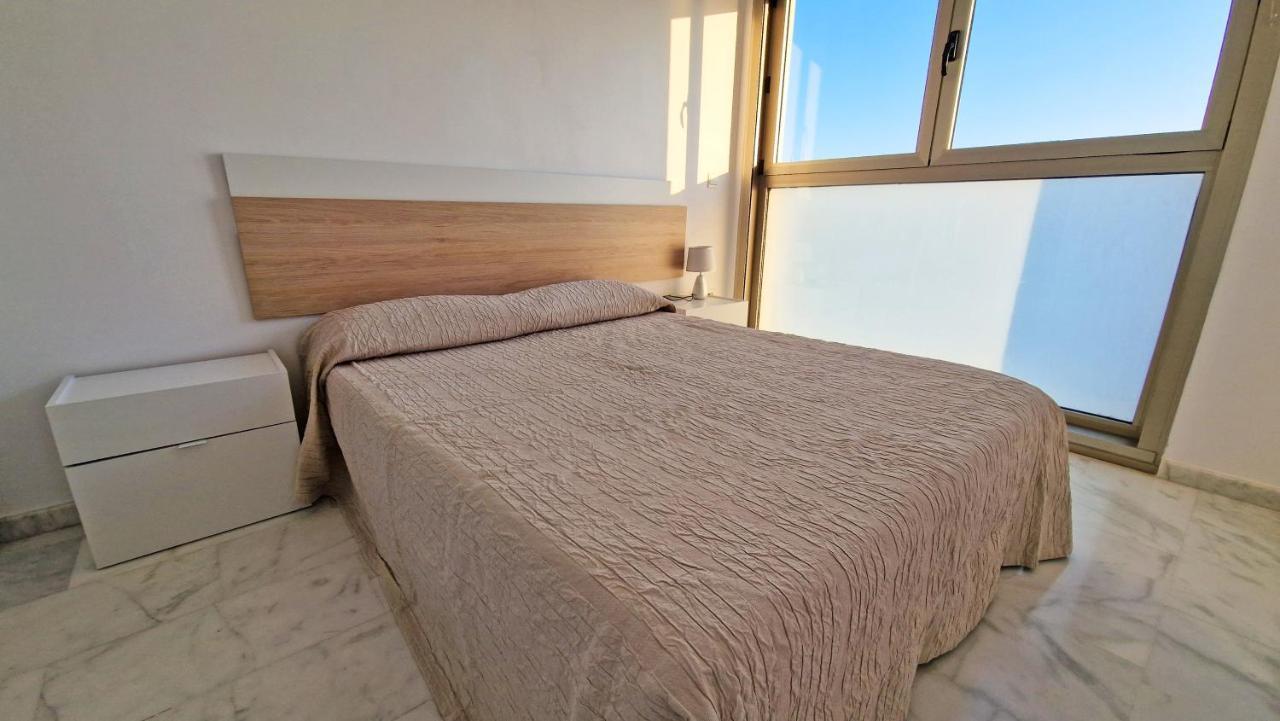 Apartamento Terraza Privada Y Soleada Con Vistas Al Mar - Planta 26 Benidorm