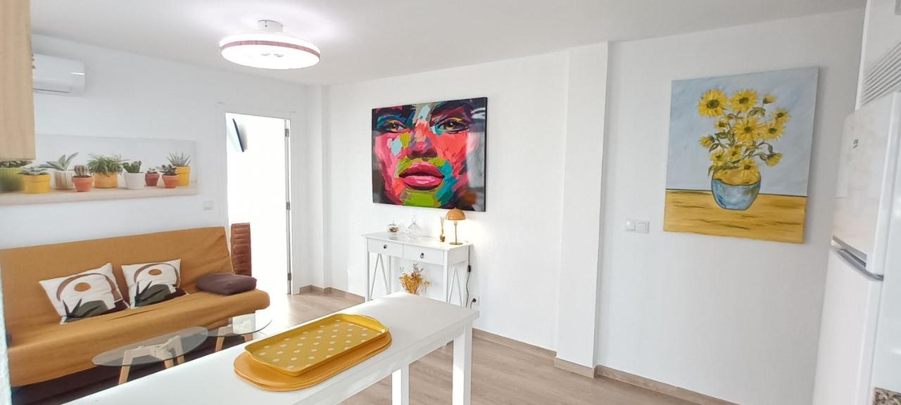 Apartamento Con Vistas Al Mar Poniente Avda Uruguay Apartment