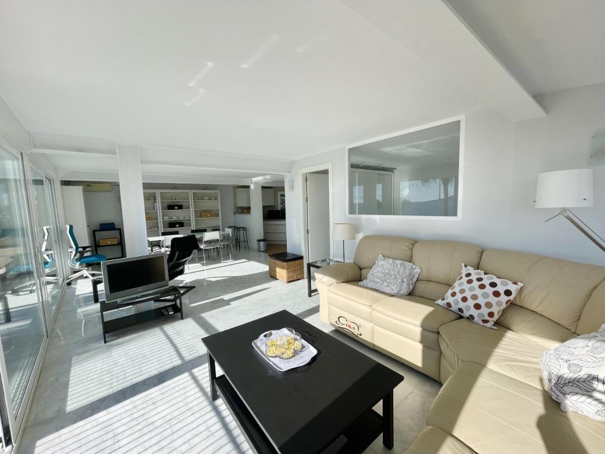 Apartment Iberia Seafront Benidorm
