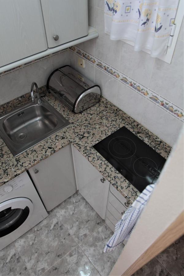 Apartamento Cozy Just 8 Min Walk From The Beach!