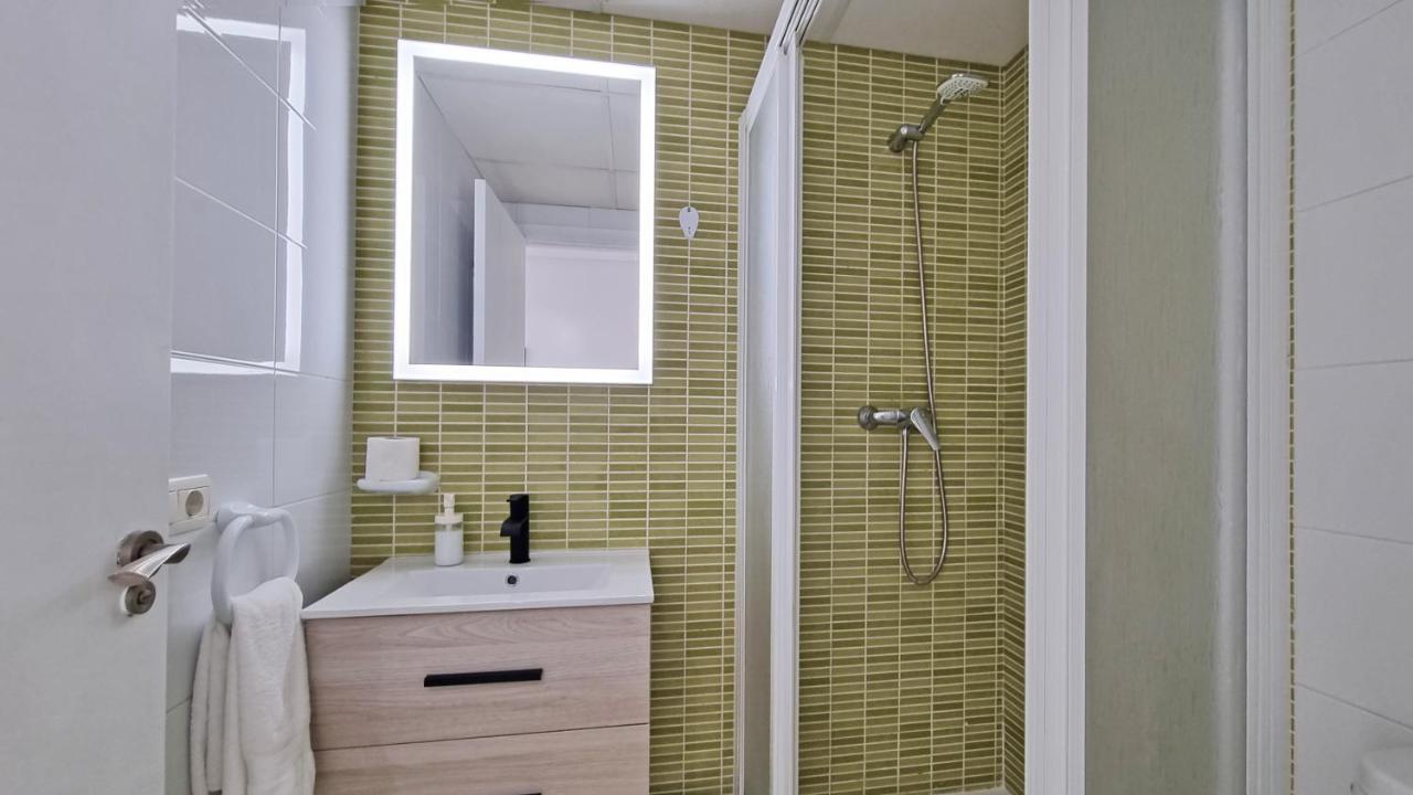 Apartamento Terraza Privada Y Soleada Con Vistas Al Mar - Planta 26