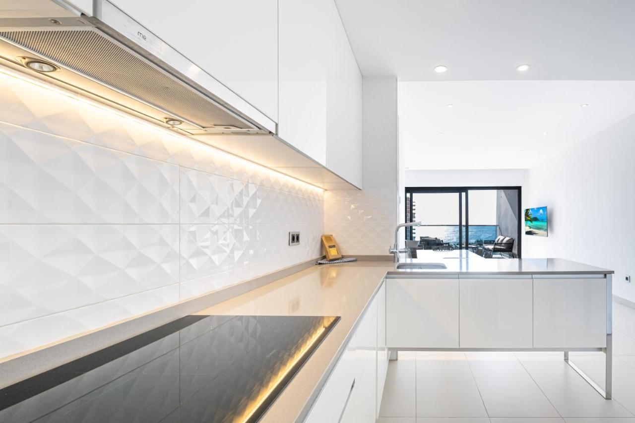 Sunset Drive 2-47 Poniente Beach Apartment