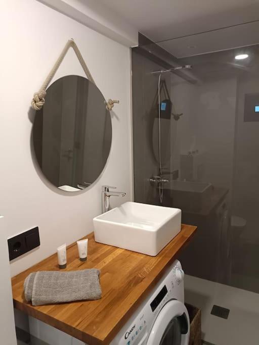 Estupendo En Planta 23 Primera Linea Benidorm