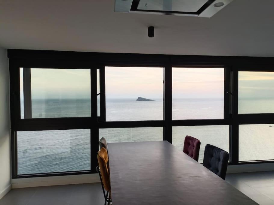 Estupendo En Planta 23 Primera Linea Benidorm