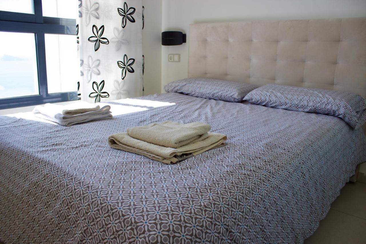 Luxury Gemelos 26 *