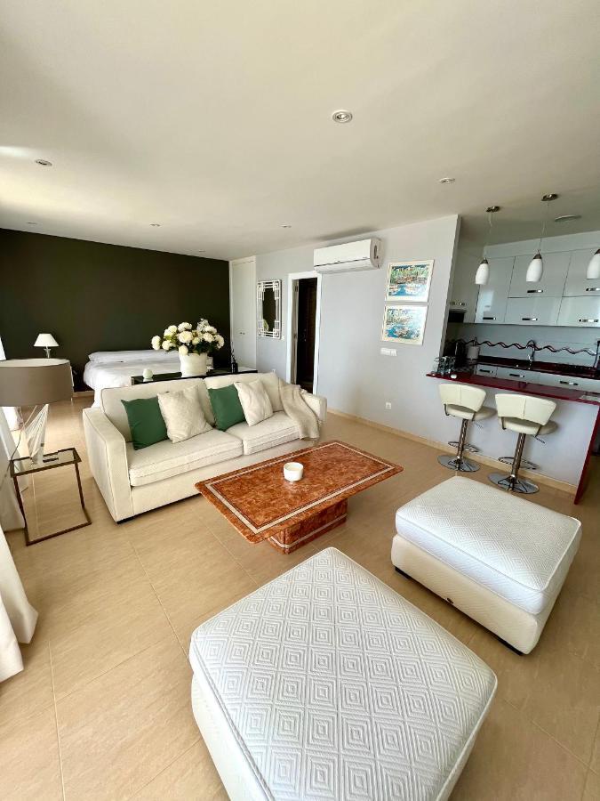 Dali Poniente Apartment *