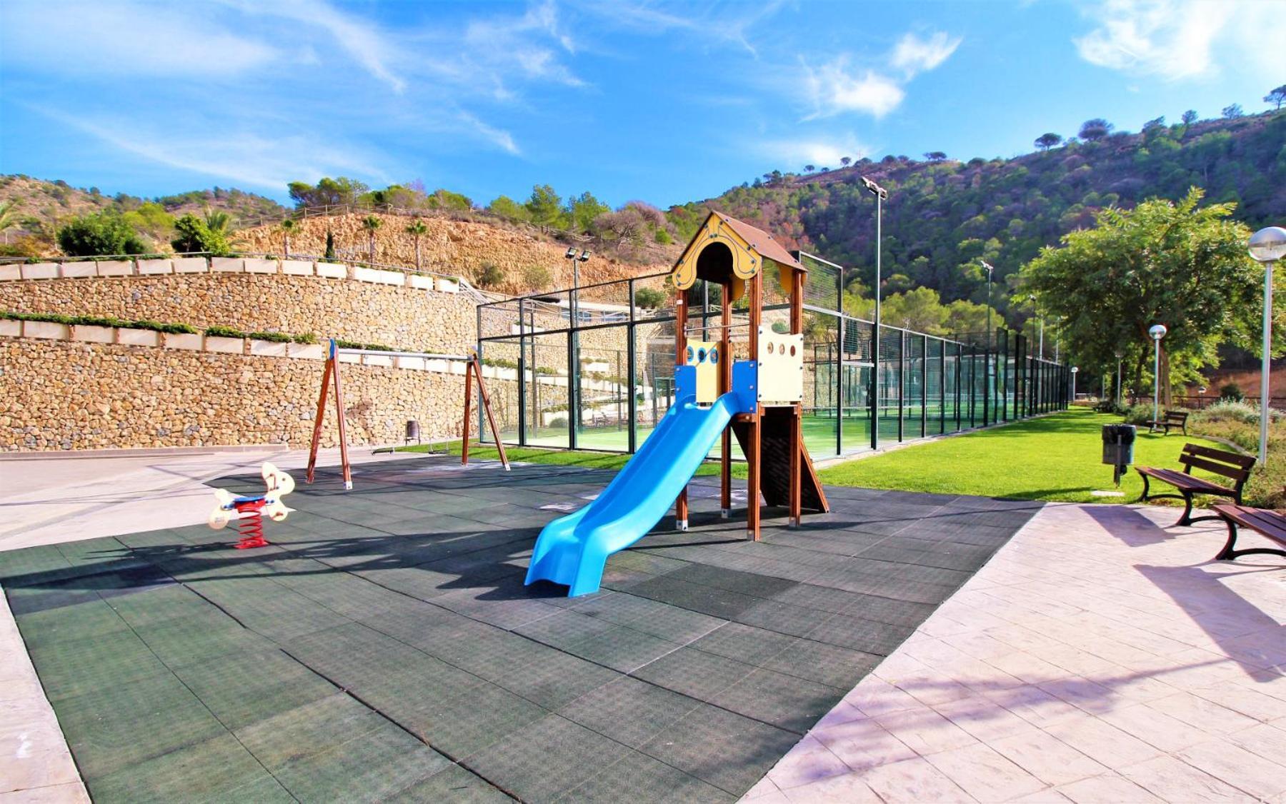 Terraza Privada Con Vistas Panorámicas Apartamento *